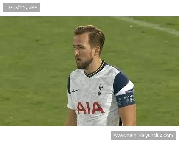 热刺边路回传中路补射形成绝佳机会