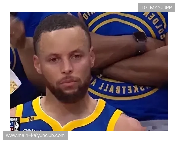 勇士战术演练：库里与格林连线测试多变出手