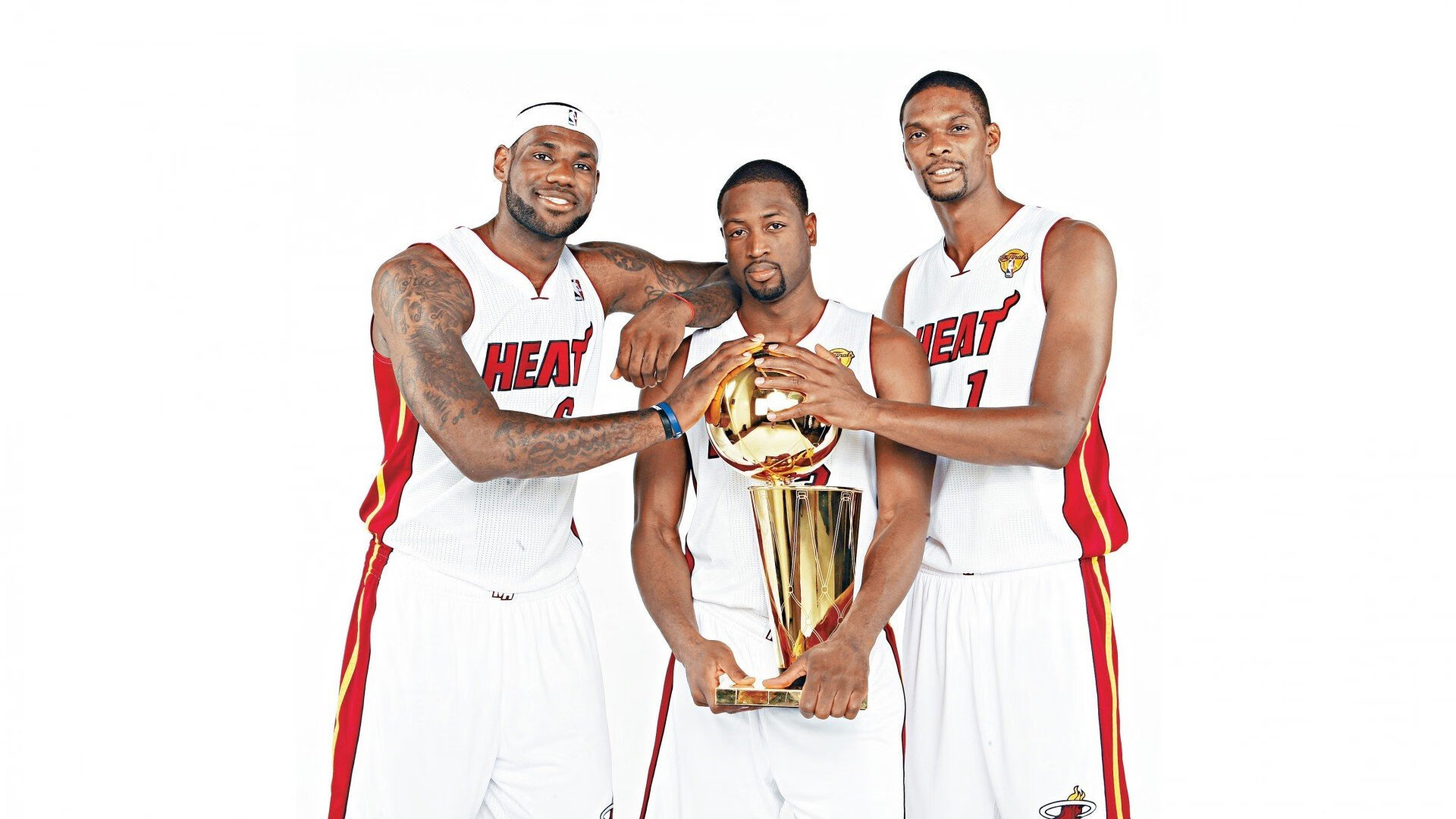 世界杯限定球衣被欧冠俱乐部纳入纪念馆 陈列于球队名人堂